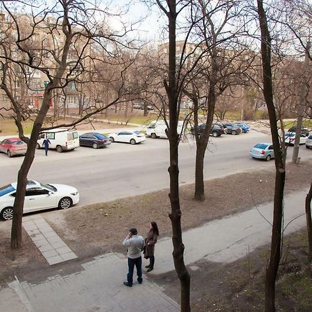 Zaporizhia Semi-Luxury Apt On 82 Nezalezhnoi Ukrаiny Street Near Intourist Hotel מראה חיצוני תמונה