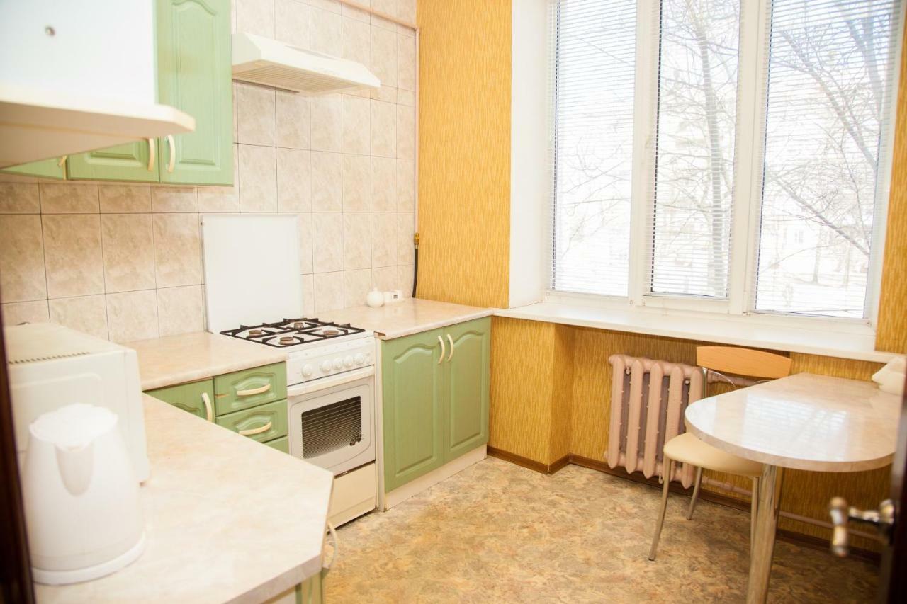 Zaporizhia Semi-Luxury Apt On 82 Nezalezhnoi Ukrаiny Street Near Intourist Hotel מראה חיצוני תמונה