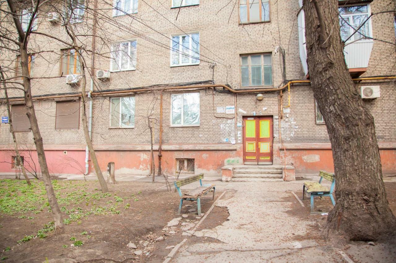 Zaporizhia Semi-Luxury Apt On 82 Nezalezhnoi Ukrаiny Street Near Intourist Hotel מראה חיצוני תמונה
